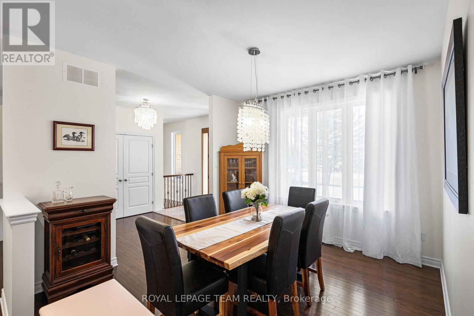 524 Osmond Daley Drive, Ottawa, Ontario  K0A 1L0 - Photo 11 - X12466928