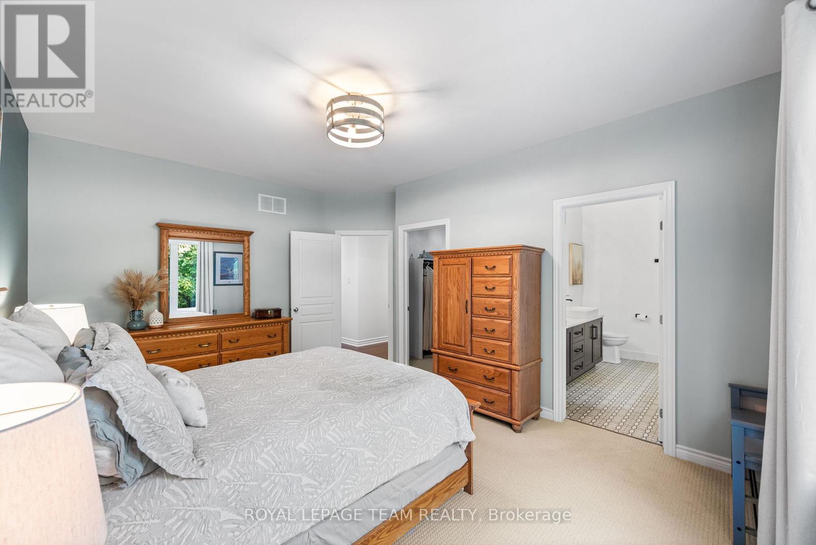 524 Osmond Daley Drive, Ottawa, Ontario  K0A 1L0 - Photo 13 - X12466928