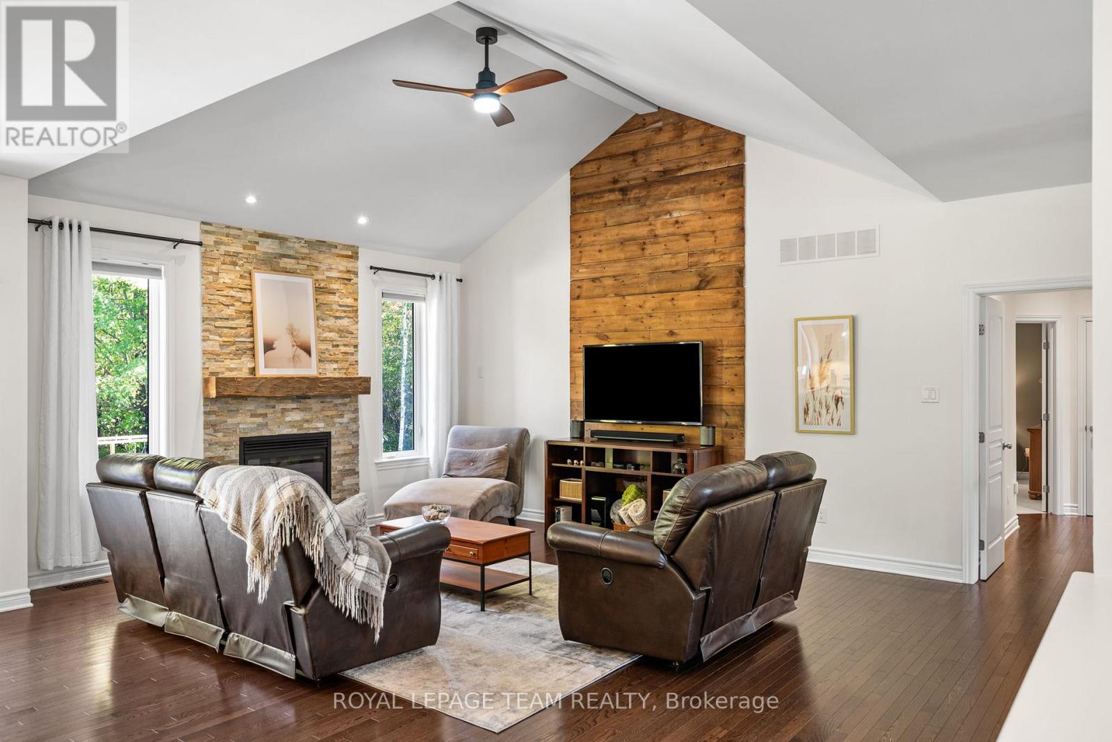 524 Osmond Daley Drive, Ottawa, Ontario  K0A 1L0 - Photo 9 - X12466928