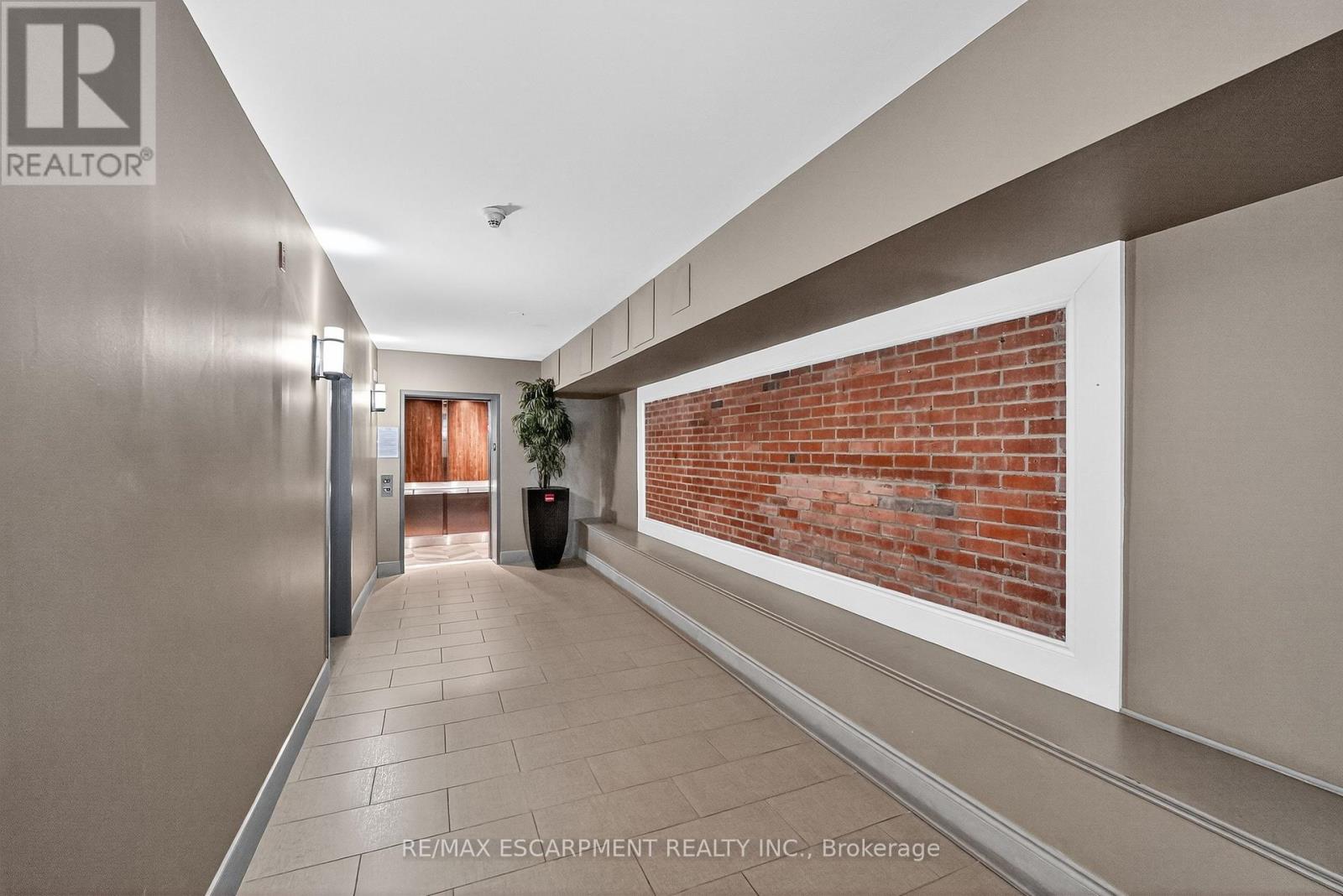 404 - 80 King William Street, Hamilton, Ontario  L8R 0A1 - Photo 24 - X12466795