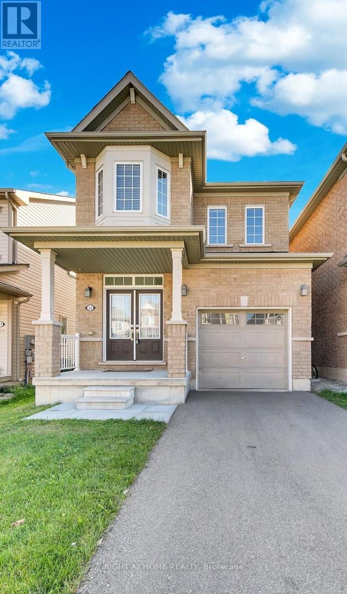 32 Mccargow Drive, Haldimand, Ontario  N3W 0C3 - Photo 4 - X12466801