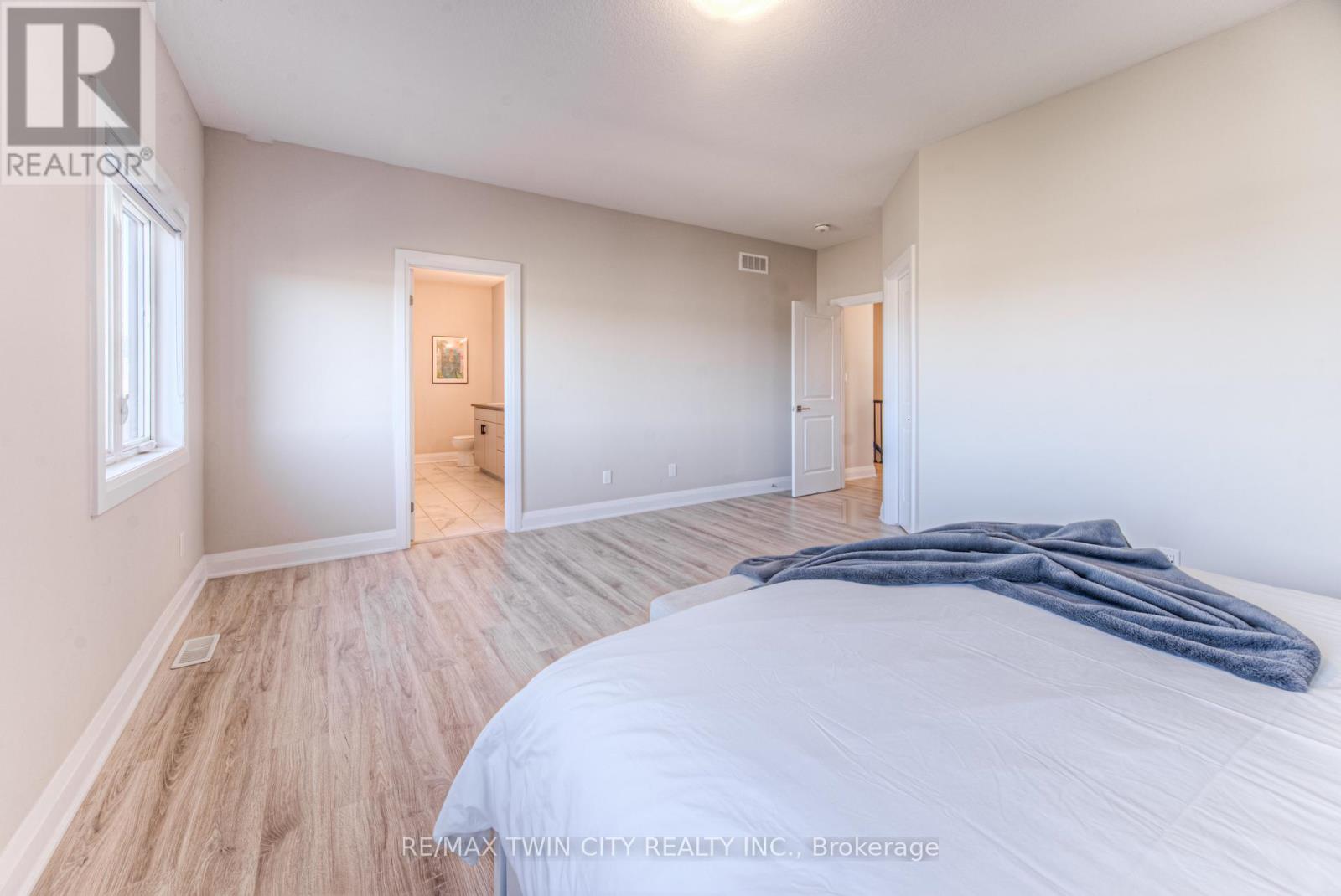 904 Thomas Pedder Court, Kitchener, Ontario  N2P 0C3 - Photo 23 - X12466838