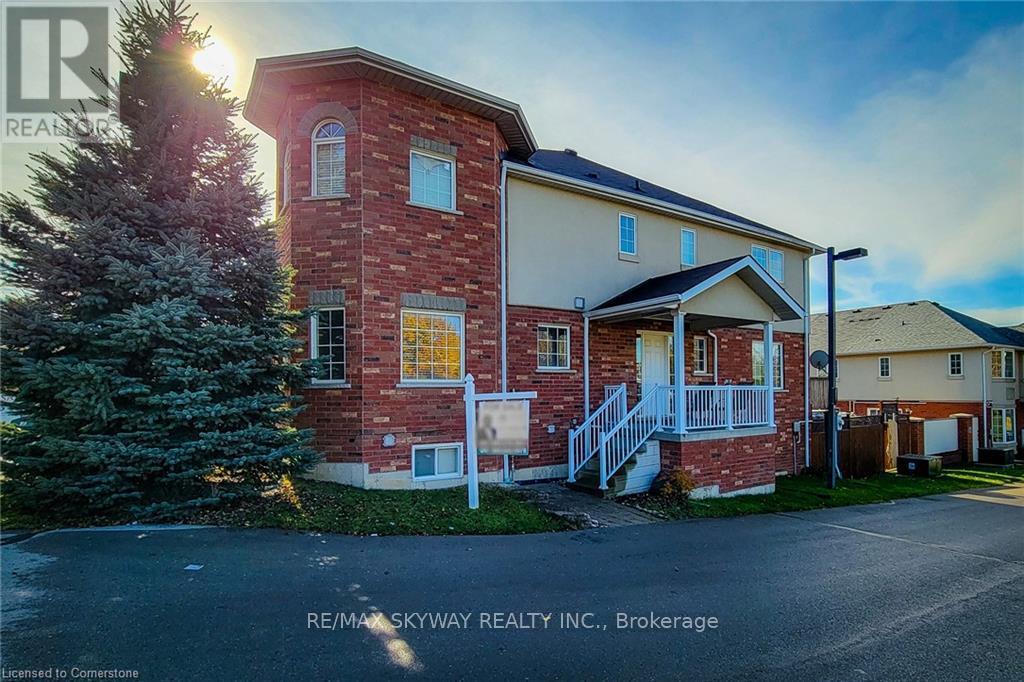 49 - 20 Mcconkey Crescent, Brantford, Ontario  N3S 0B9 - Photo 6 - X12466859