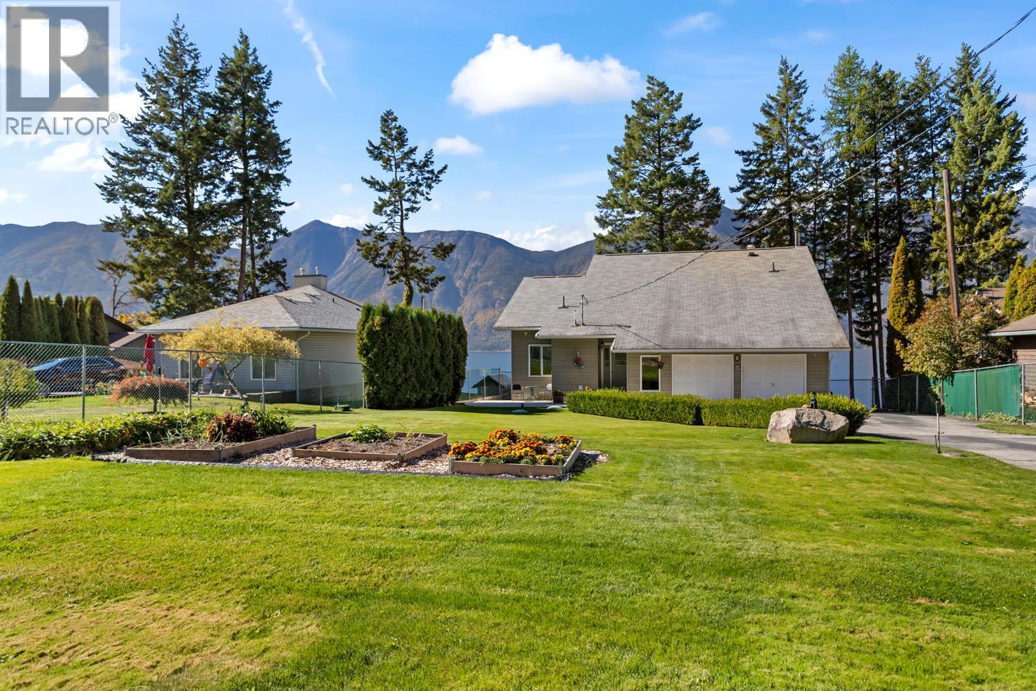 12531 Lewis Bay Road, Boswell, British Columbia V0B 1A4 - Photo 21 - 10365405