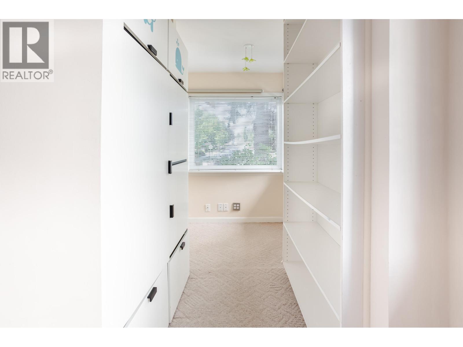 866 W 59th Avenue, Vancouver, British Columbia  V6P 1X7 - Photo 14 - R3059282
