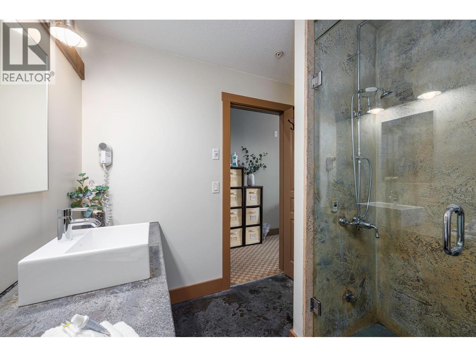 5085 Snowbird Way Unit# 103 Big White Photo 18