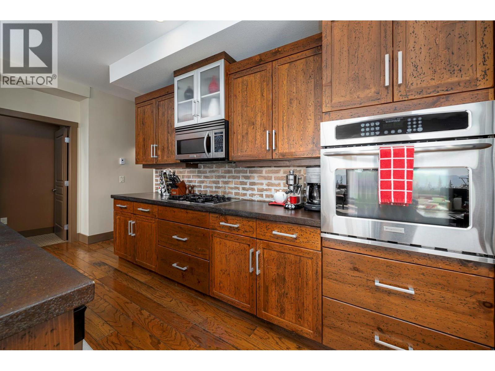 5085 Snowbird Way Unit# 103 Big White Photo 10