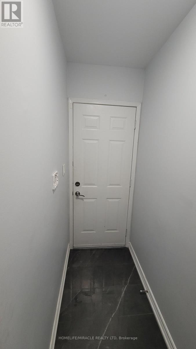 Basement - 5794 Gant Crescent, Mississauga, Ontario  L5V 2T5 - Photo 2 - W12465642