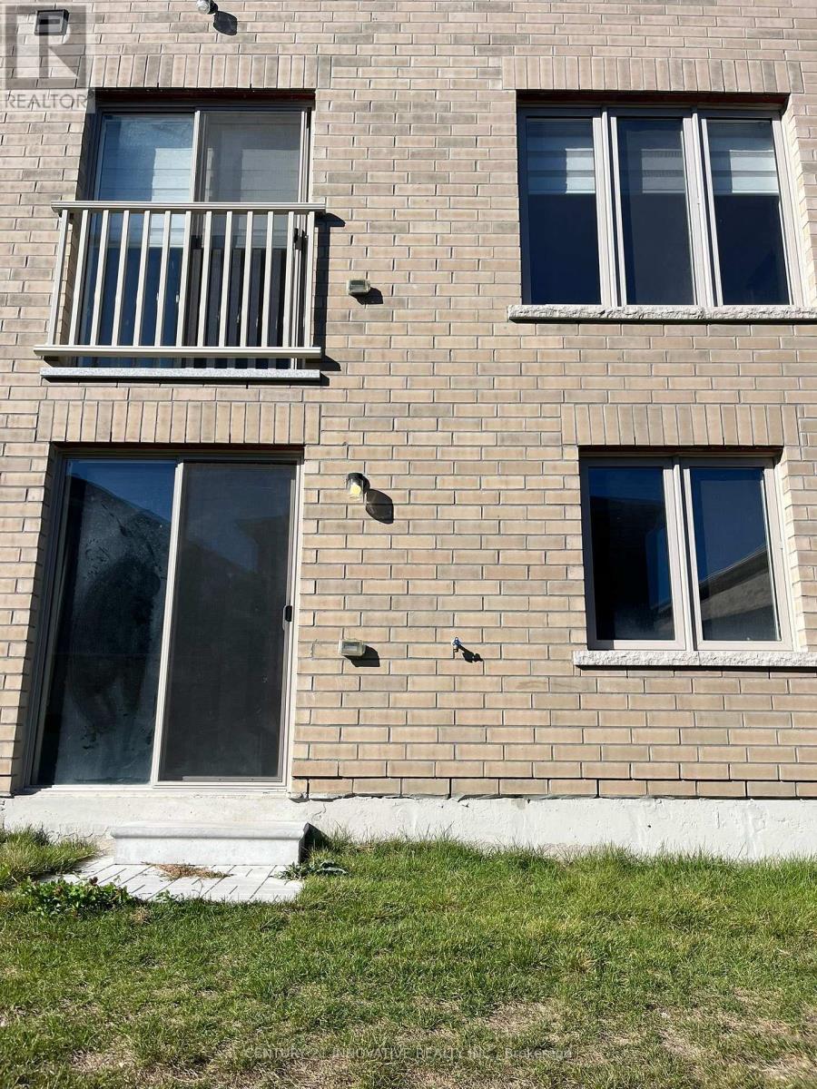 1141 Azalea Avenue, Pickering, Ontario  L1X 0M5 - Photo 33 - E12463827