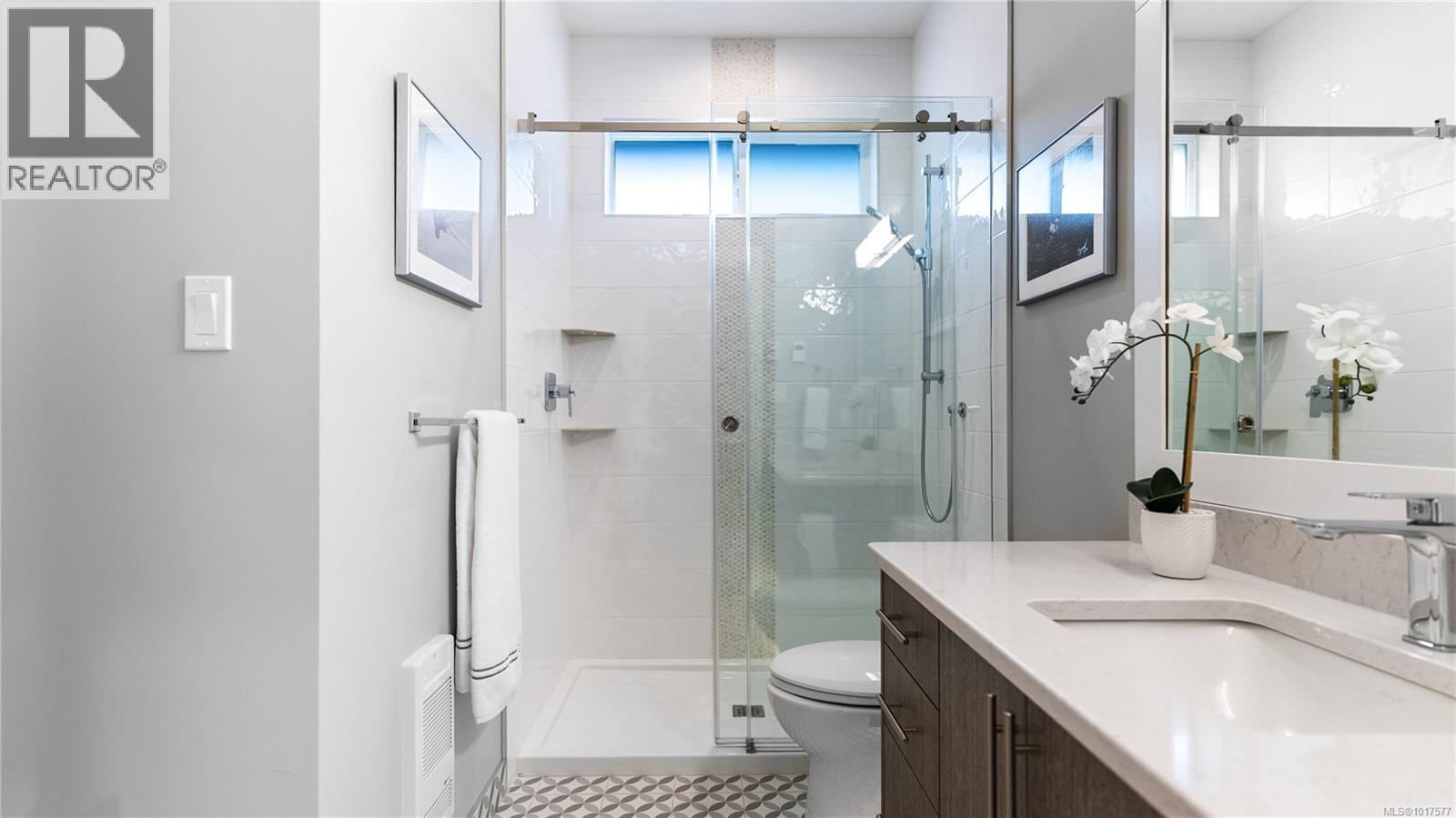 7267 Lakefront Dr, Lake Cowichan, British Columbia  V0R 2G1 - Photo 7 - 1017577