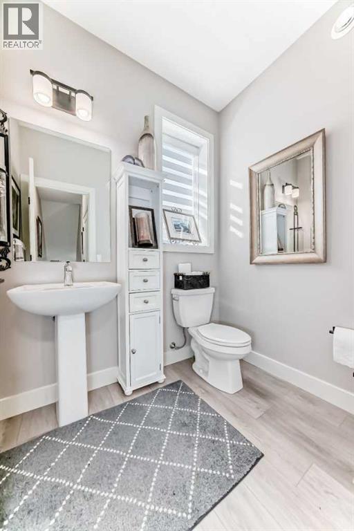 17 Royal Elm Green Nw, Calgary, Alberta  T3G 0G8 - Photo 17 - A2258218