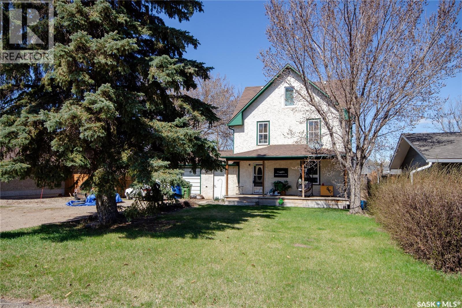 312 32nd STREET, battleford, Saskatchewan