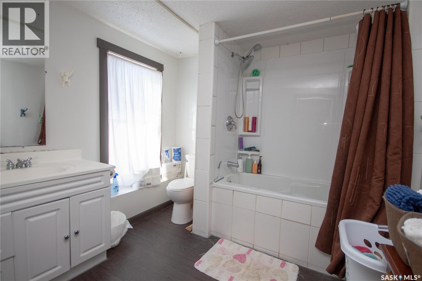 312 32nd Street, Battleford, Saskatchewan  S0M 0E0 - Photo 11 - SK021032
