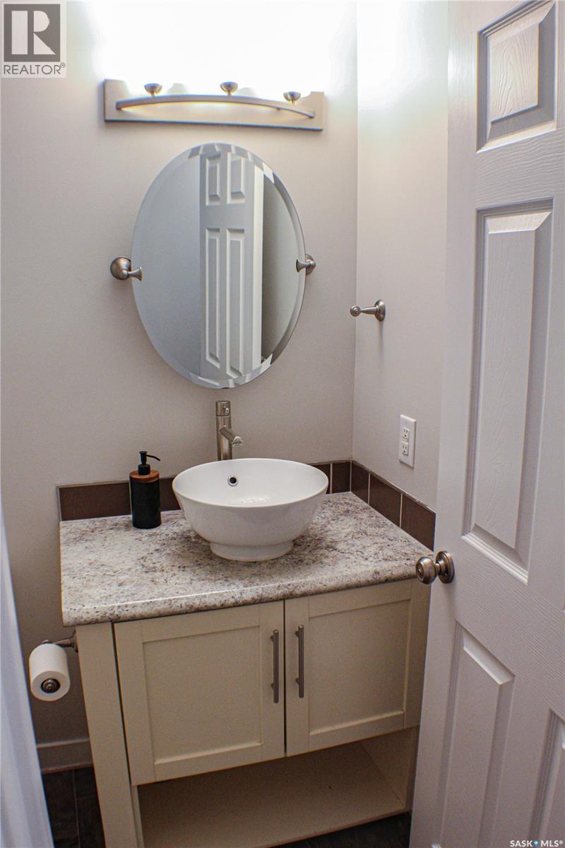 302 Higgins Avenue W, Melfort, Saskatchewan  S0E 1A0 - Photo 14 - SK021023