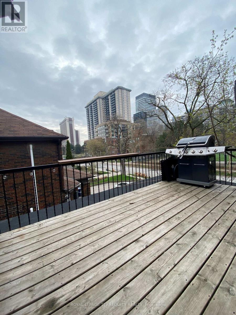 2nd Floor - 42 Keewatin Avenue, Toronto, Ontario  M4P 1Z8 - Photo 11 - C12466915