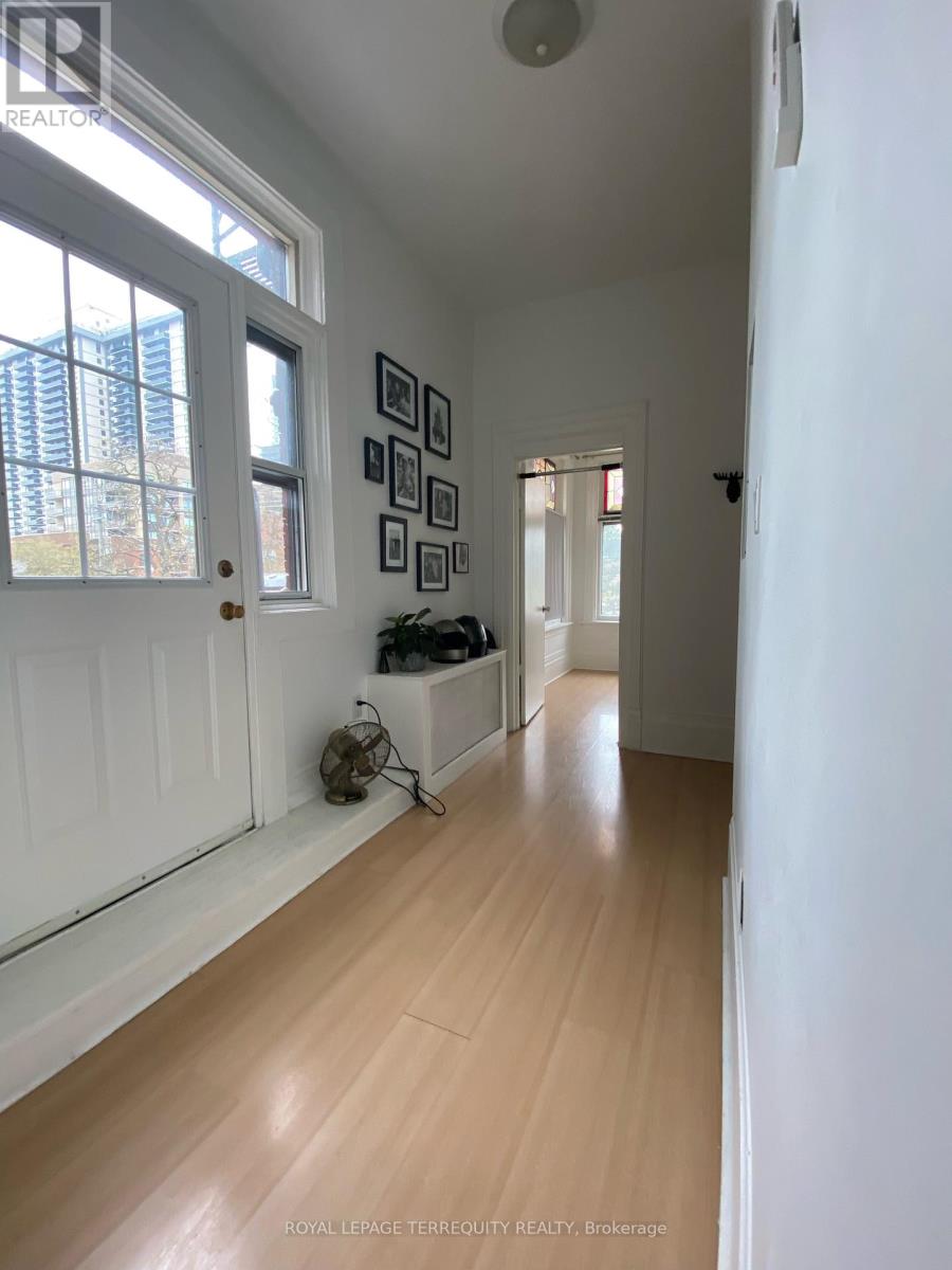 2nd Floor - 42 Keewatin Avenue, Toronto, Ontario  M4P 1Z8 - Photo 2 - C12466915