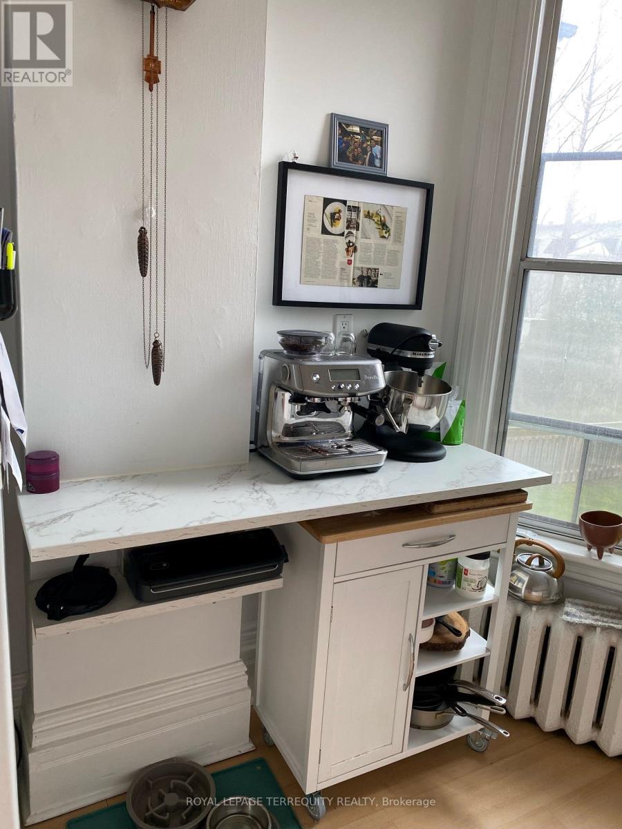 2nd Floor - 42 Keewatin Avenue, Toronto, Ontario  M4P 1Z8 - Photo 8 - C12466915