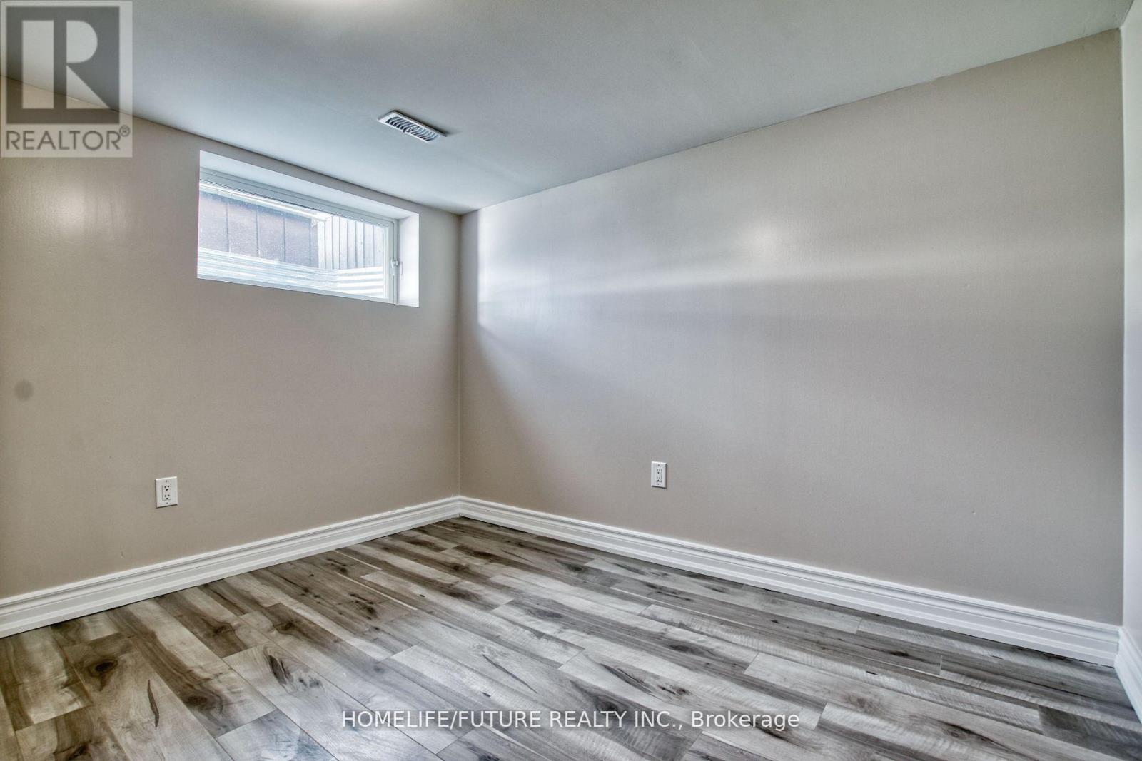 Main - 221 Hupfield Trail, Toronto, Ontario  M1B 4L8 - Photo 3 - E12466922