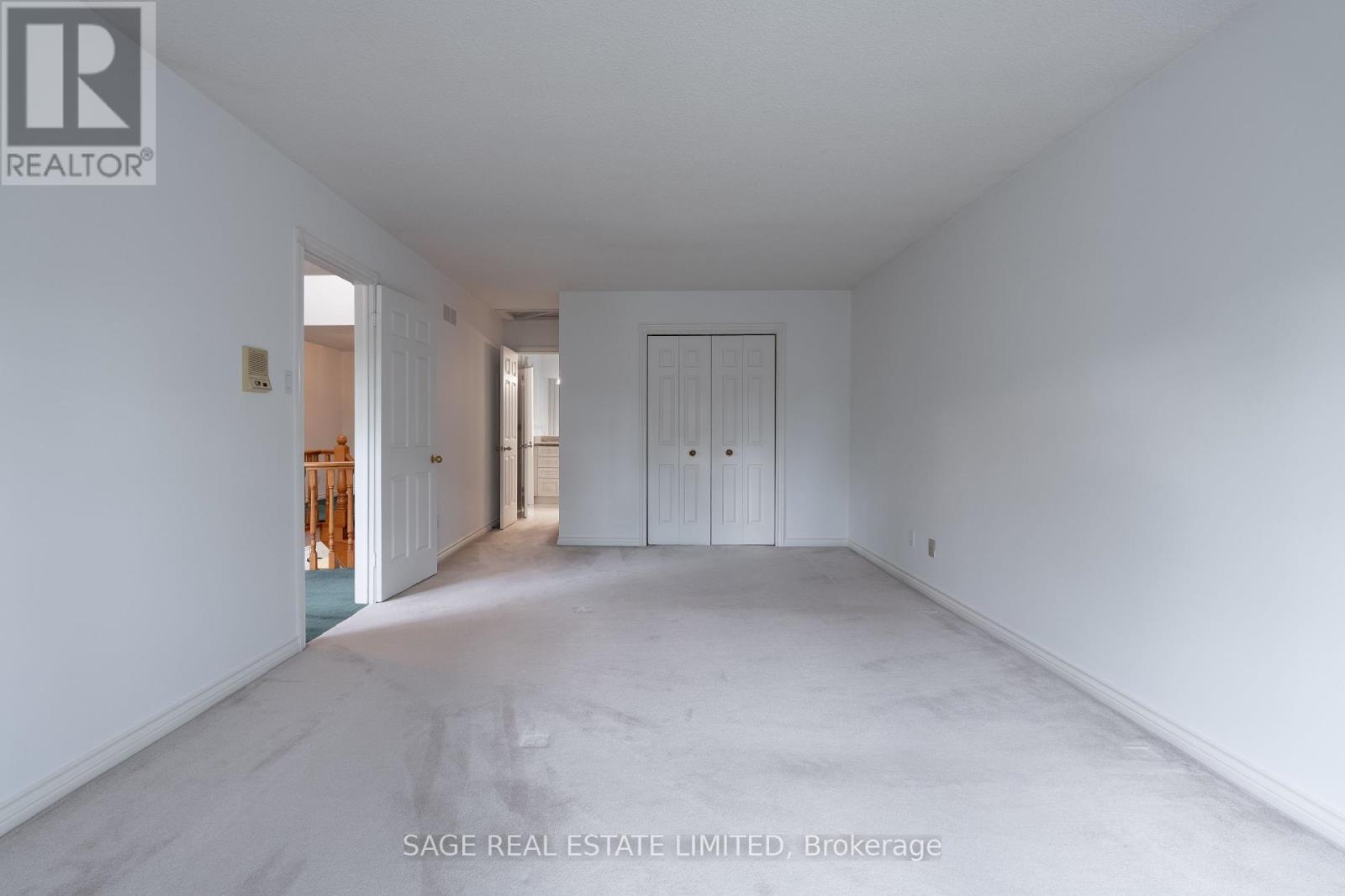 172 Burnhamthorpe Road, Toronto, Ontario  M9A 1H6 - Photo 38 - W12466360