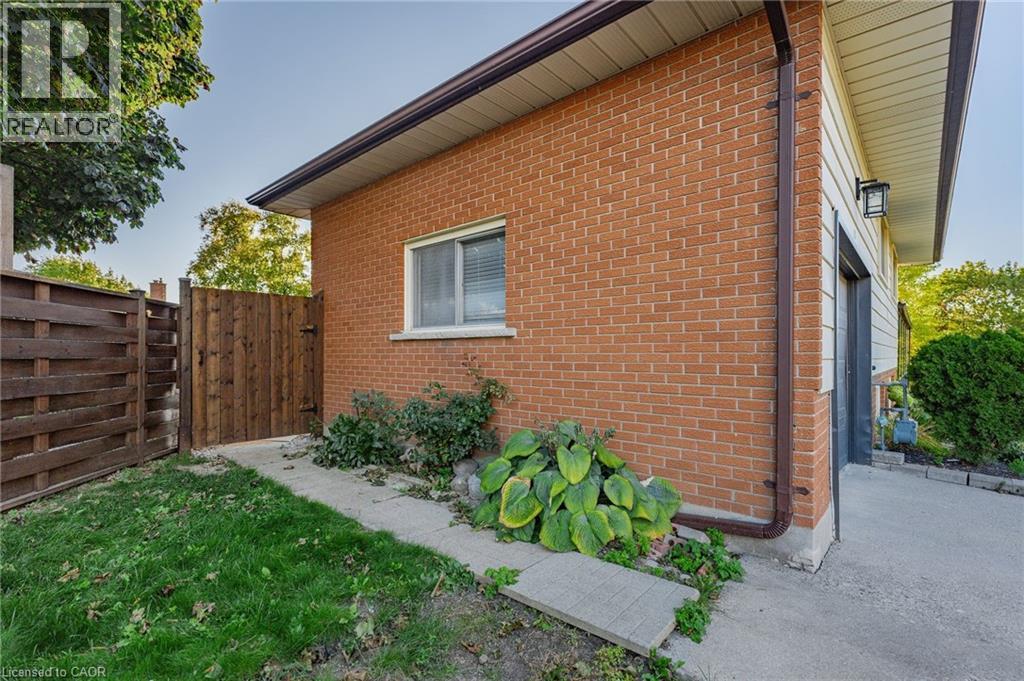 19 Elm Ridge Drive Unit# Lower, Kitchener, Ontario  N2N 1G4 - Photo 3 - 40779870
