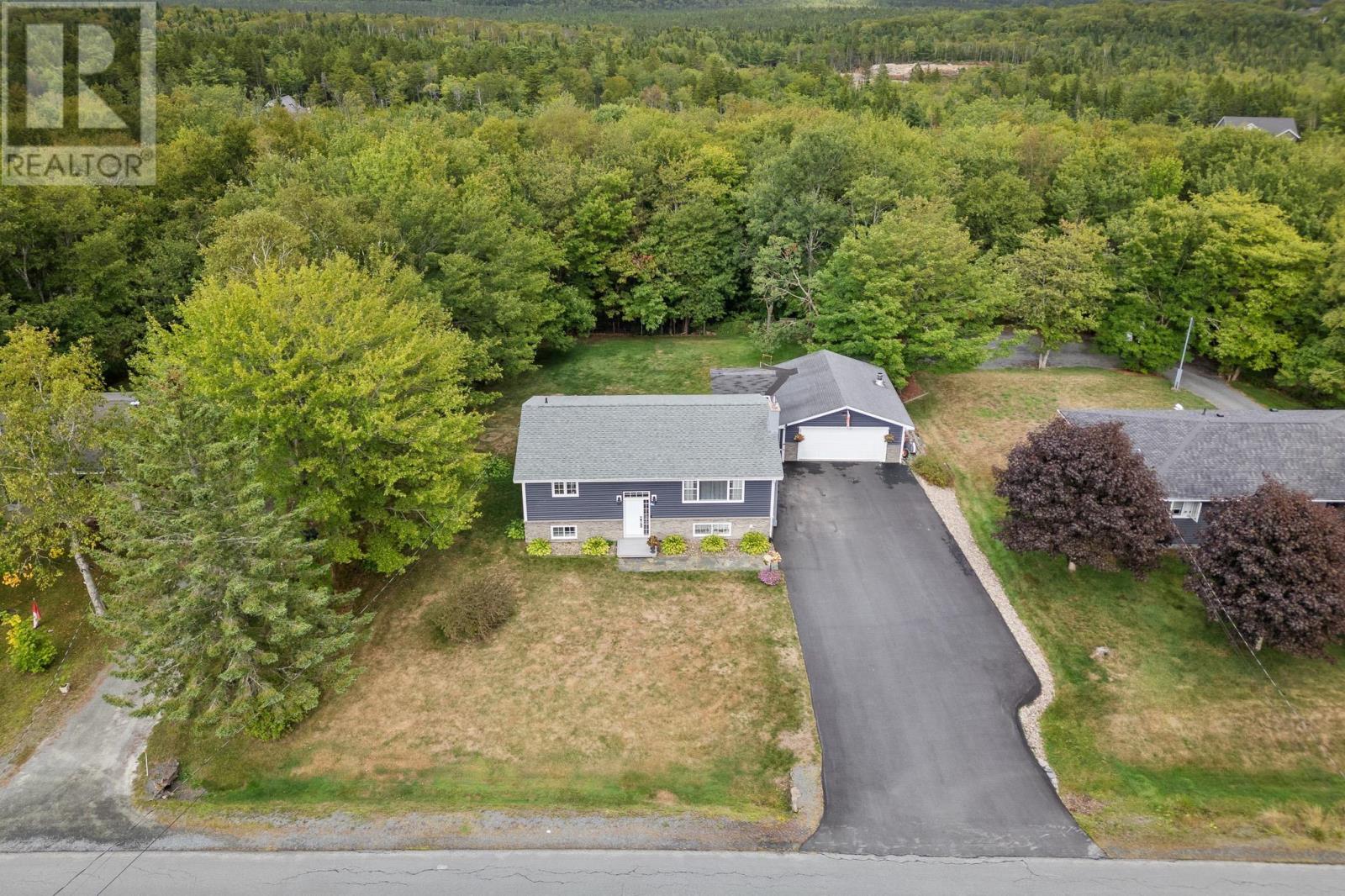 36 Rockwell Drive, Mount Uniacke, Nova Scotia  B0N 1Z0 - Photo 2 - 202522651