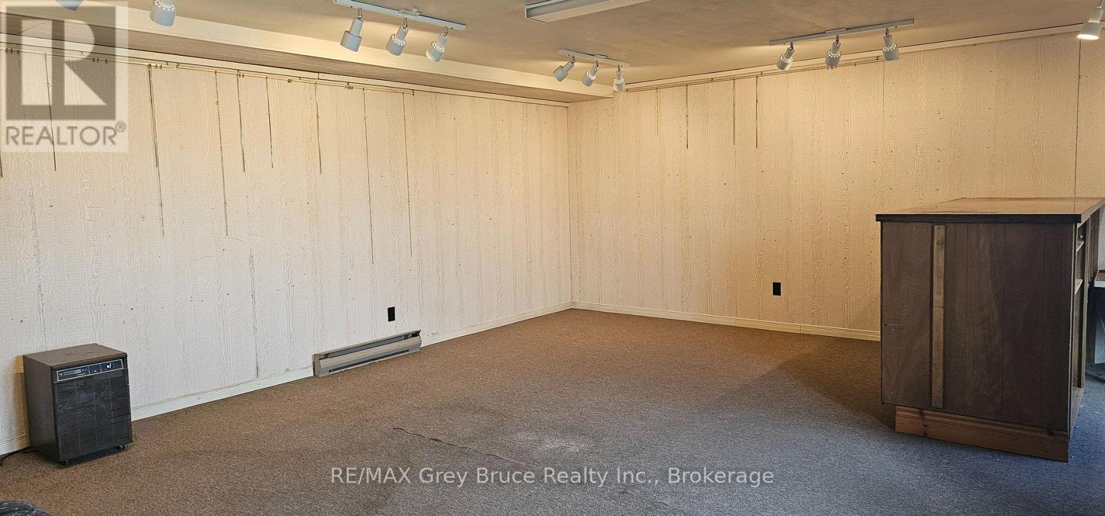 248 Isthmus Bay Road, Northern Bruce Peninsula, Ontario  N0H 1W0 - Photo 17 - X12466961