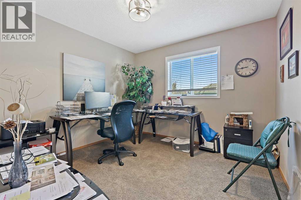 68 Douglas Glen Crescent Se, Calgary, Alberta  T2Z 3M6 - Photo 25 - A2264260