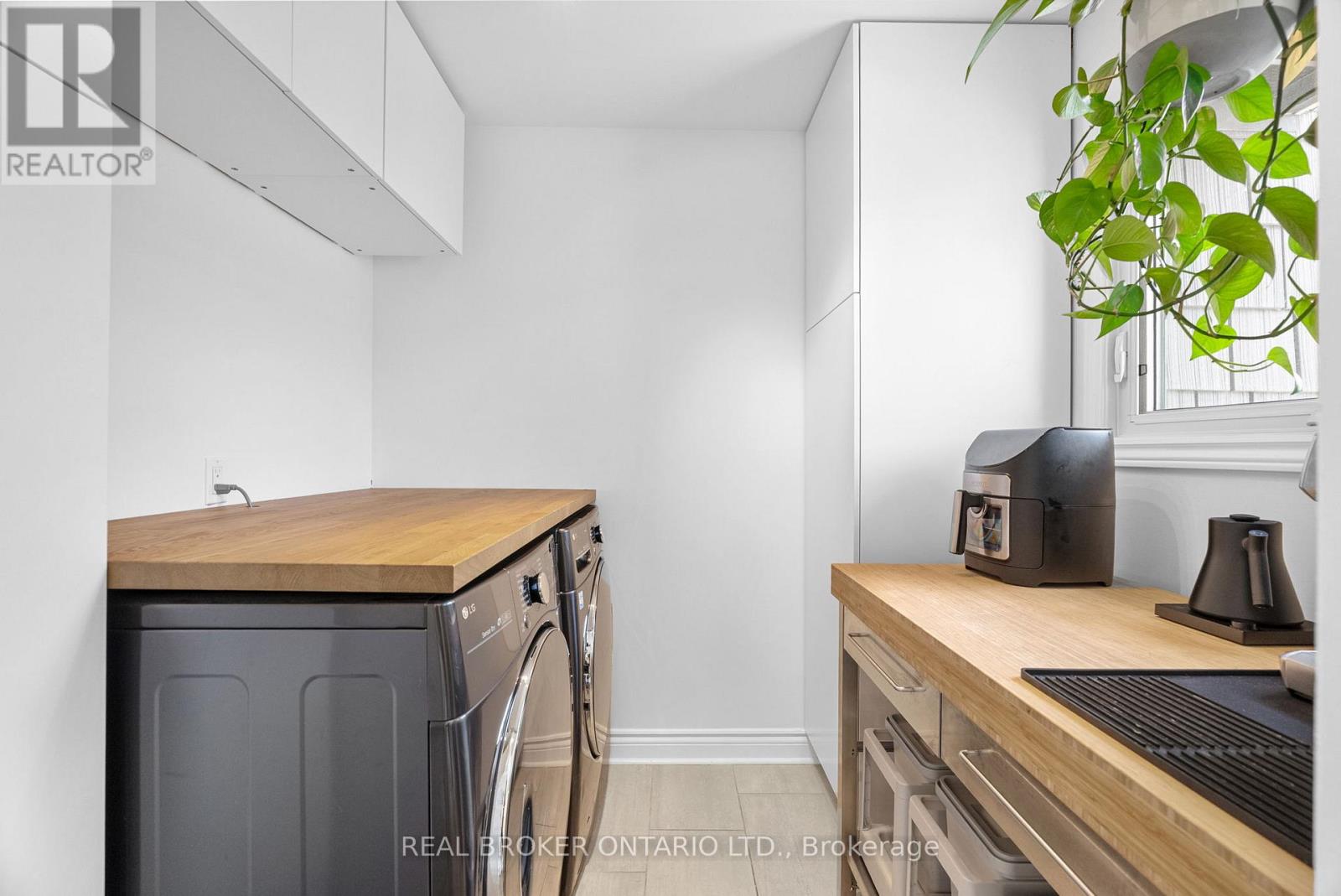 2 - 655 Richmond Road, Ottawa, Ontario  K2A 3Y3 - Photo 21 - X12466965