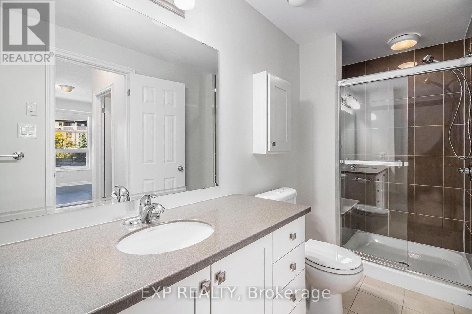 205 - 100 Montblanc Private, Ottawa, Ontario  K1C 0B2 - Photo 18 - X12467007