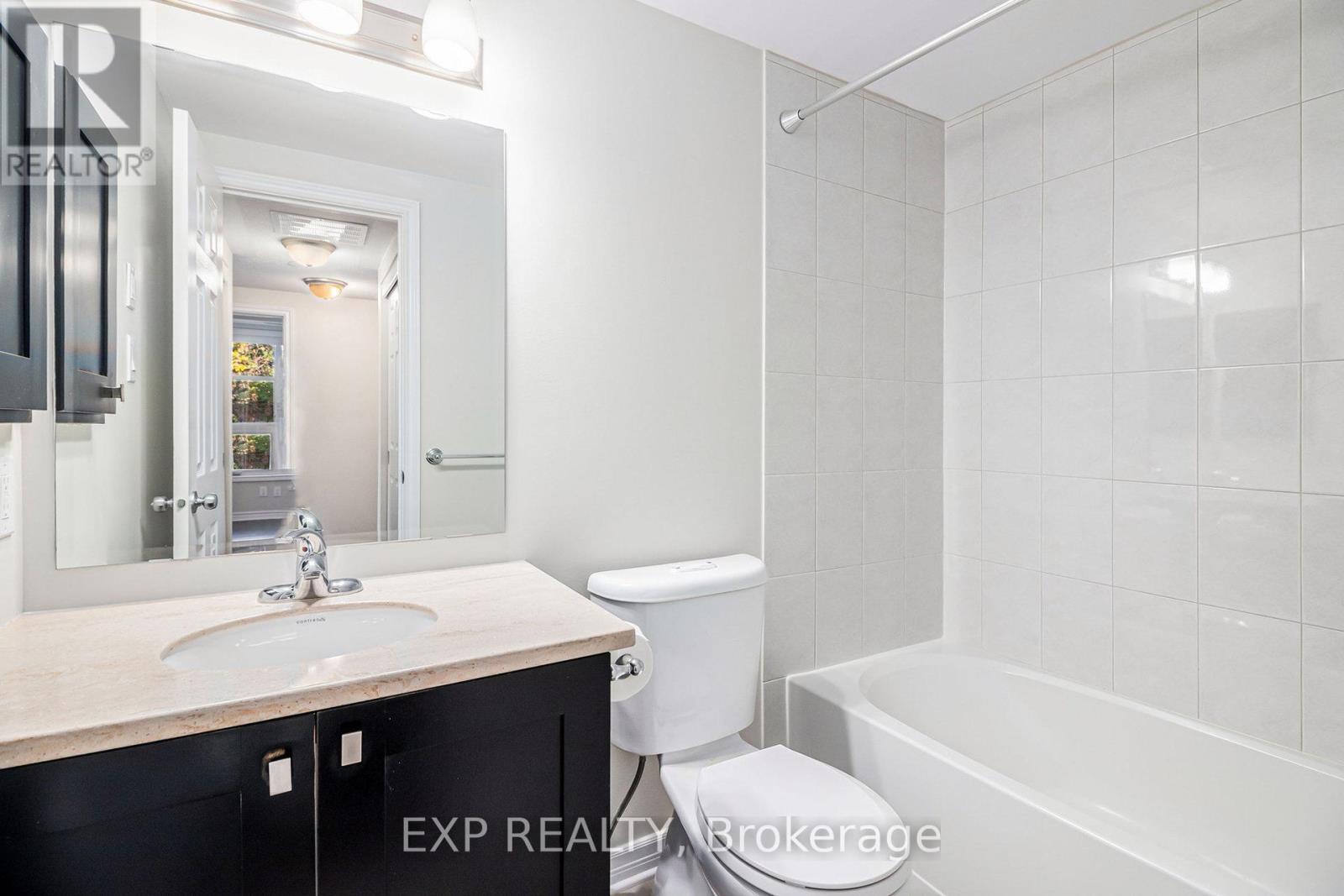 205 - 100 Montblanc Private, Ottawa, Ontario  K1C 0B2 - Photo 21 - X12467007