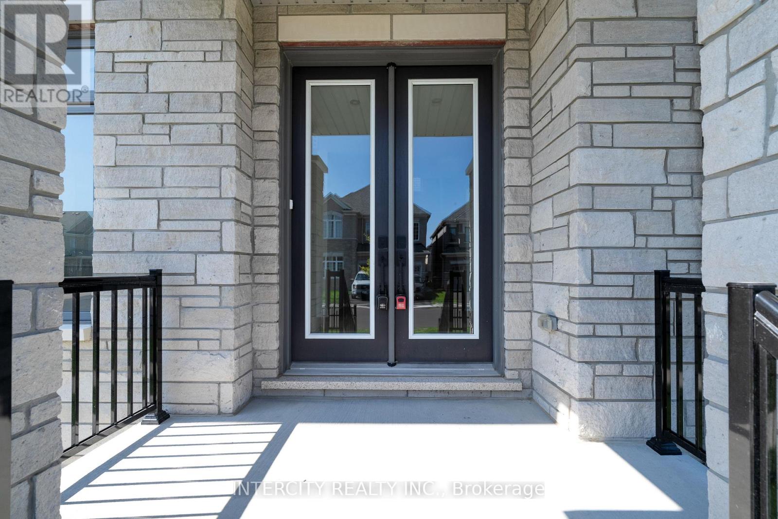 Lot 33 - 2 Dolomite Drive, Brampton, Ontario  L6P 4R6 - Photo 3 - W12466895