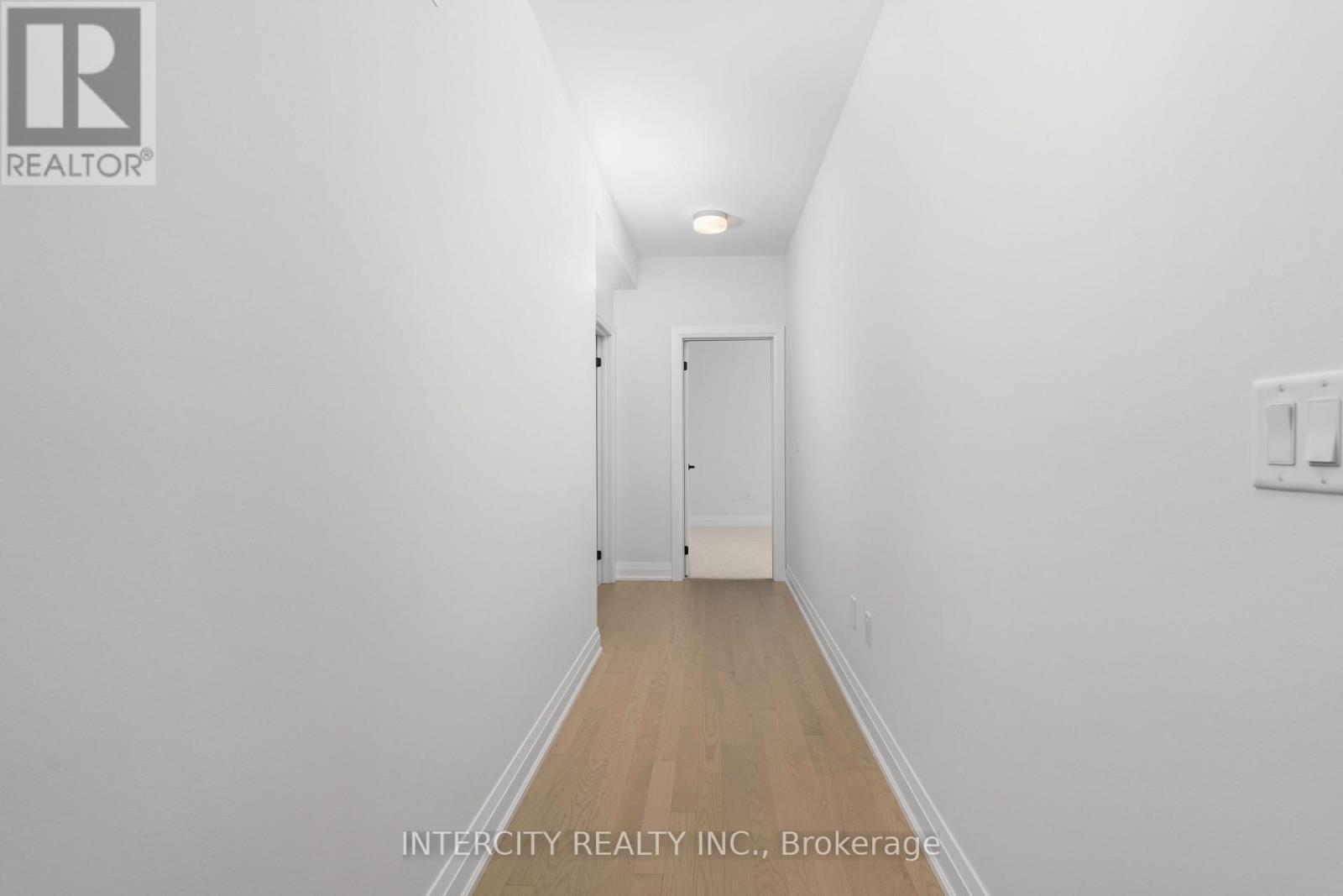 Lot 33 - 2 Dolomite Drive, Brampton, Ontario  L6P 4R6 - Photo 31 - W12466895