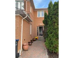 39 FIDDLENECK CRESCENT, Brampton, Ontario