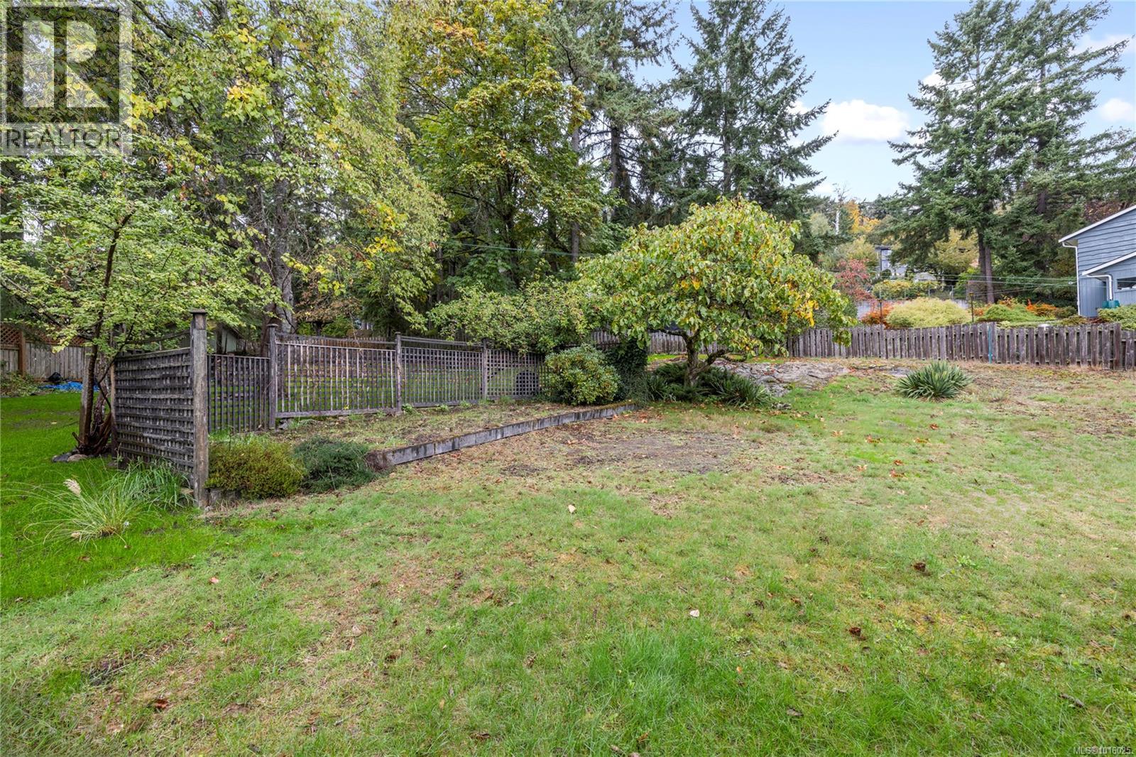 3130 Smugglers Hill Dr, Nanaimo, British Columbia  V9T 1H8 - Photo 33 - 1016025