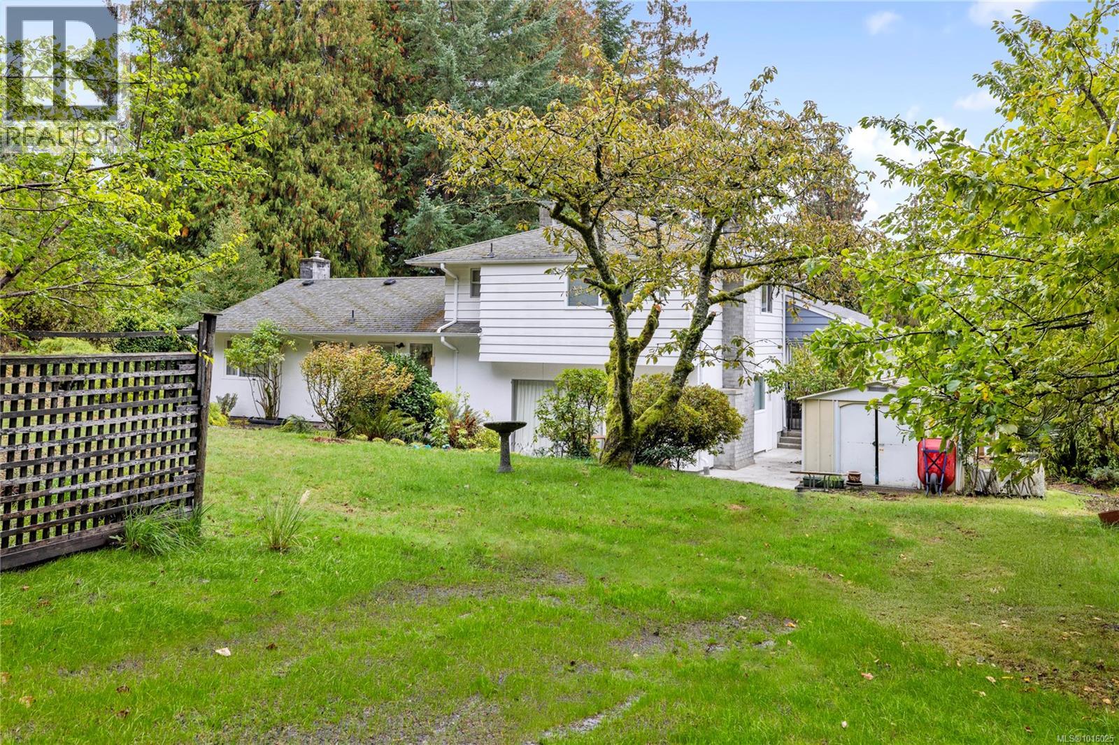 3130 Smugglers Hill Dr, Nanaimo, British Columbia  V9T 1H8 - Photo 41 - 1016025