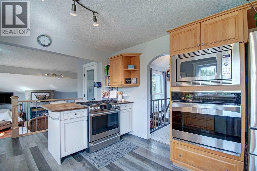 104 Hill Spring Meadows, Rural Rocky View County, Alberta  T4B 2A3 - Photo 16 - A2261642