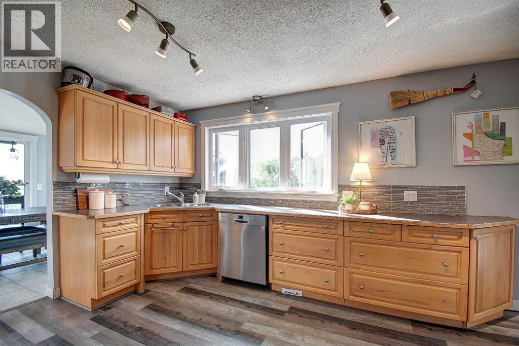104 Hill Spring Meadows, Rural Rocky View County, Alberta  T4B 2A3 - Photo 14 - A2261642