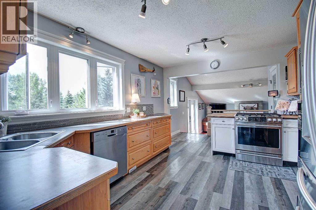 104 Hill Spring Meadows, Rural Rocky View County, Alberta  T4B 2A3 - Photo 13 - A2261642