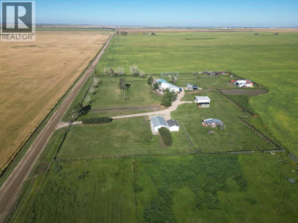 270046 Township Road 284, Rural Rocky View County, Alberta  T0M 0G0 - Photo 1 - A2262073