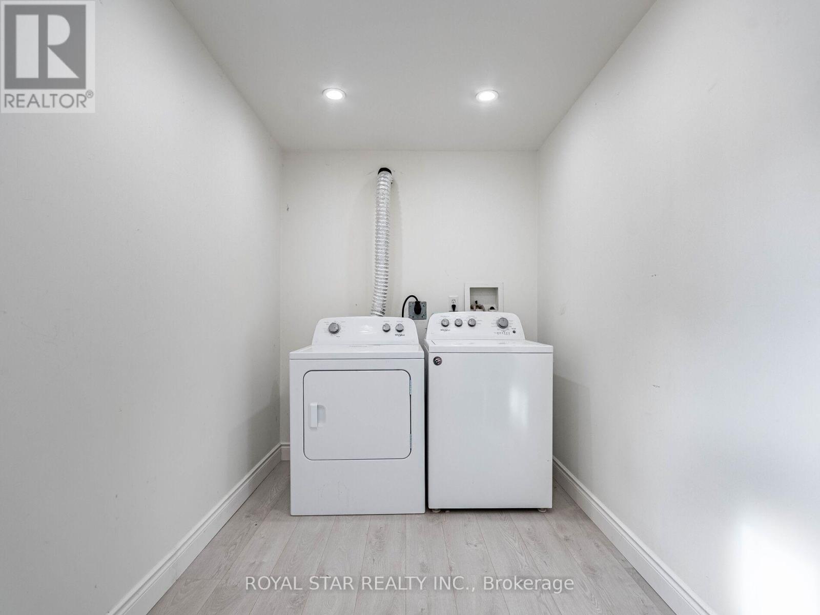 18 Woodside Square, Pelham, Ontario  L0S 1E4 - Photo 37 - X12466933