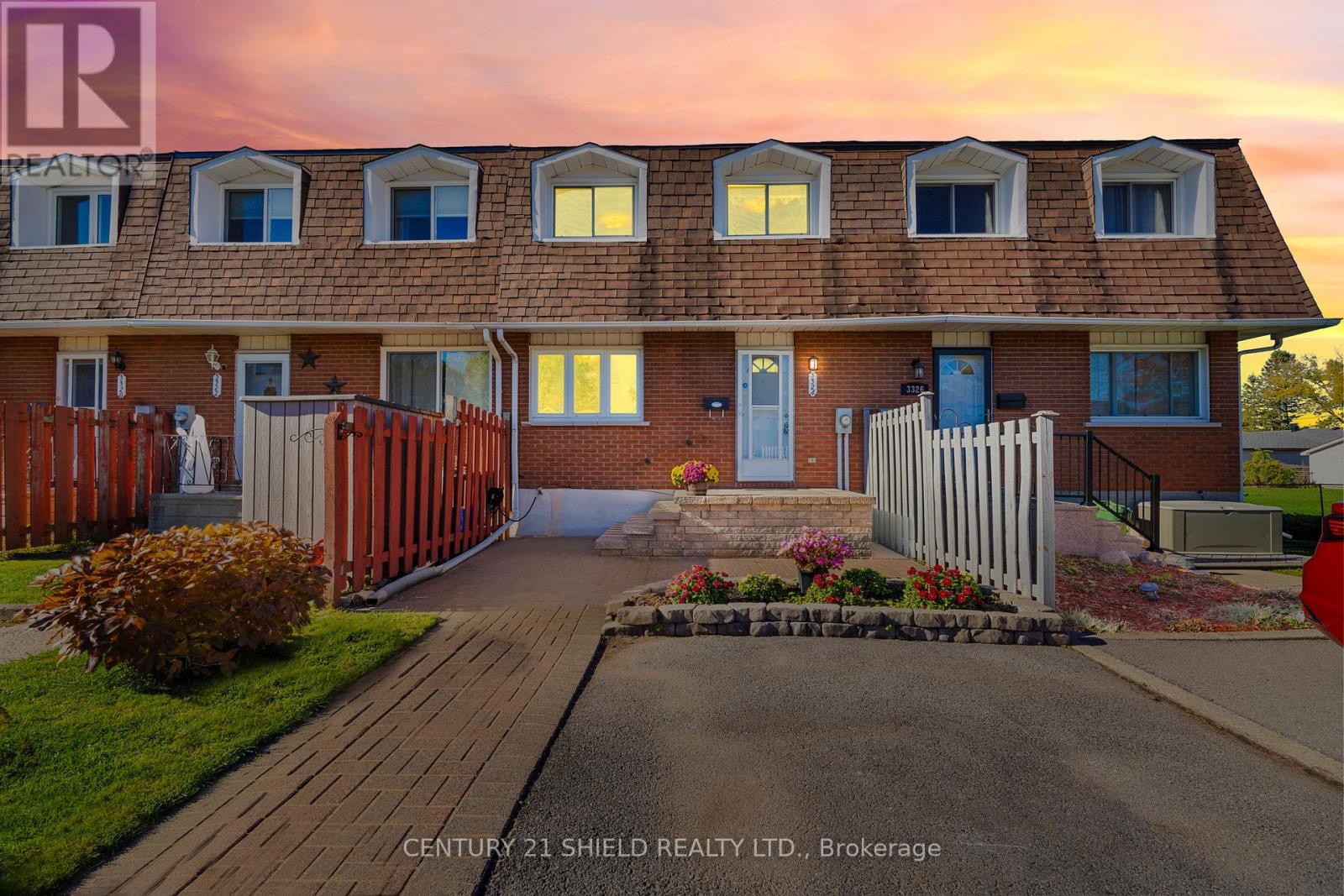 3324 CADEB AVENUE, Cornwall, Ontario