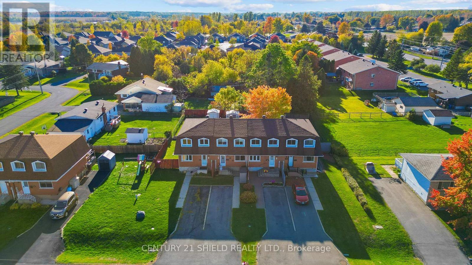3324 Cadeb Avenue, Cornwall, Ontario  K6K 1L8 - Photo 2 - X12466952