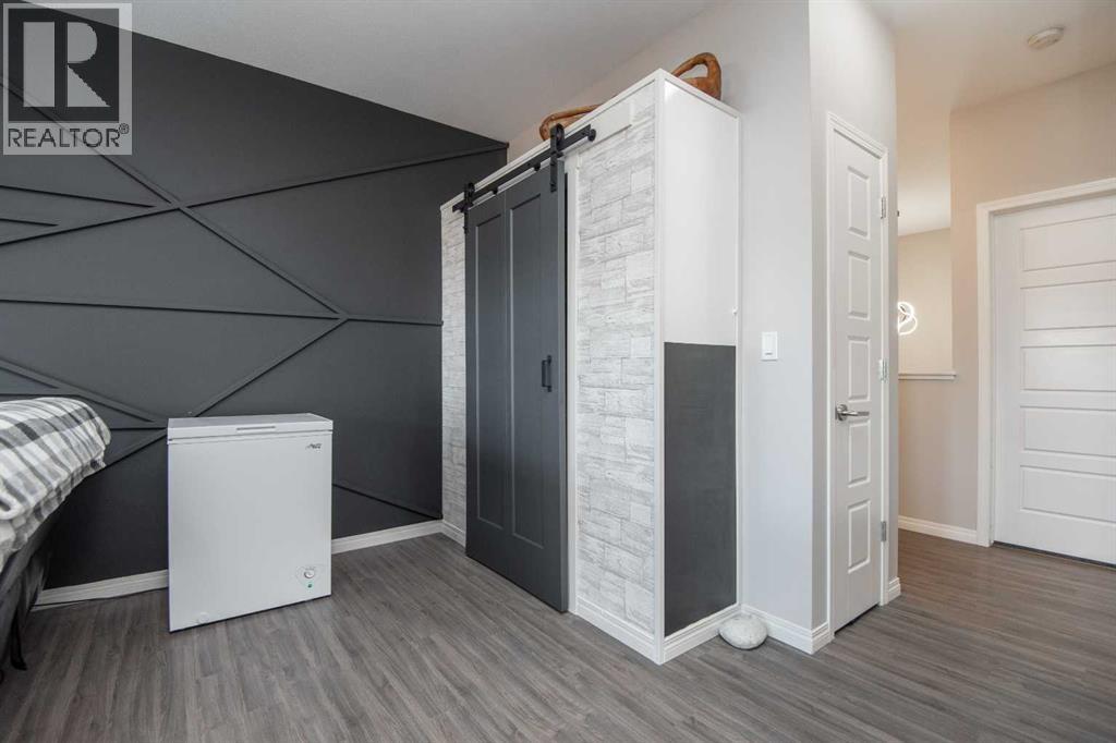 26 Hutton Place, Penhold, Alberta  T0M 1R0 - Photo 9 - A2264838