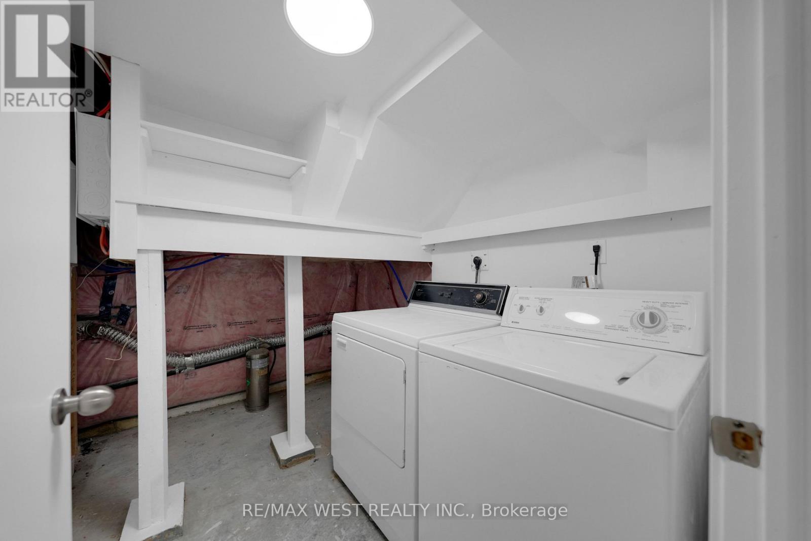 Lower - 24 Walter Avenue, Newmarket, Ontario  L3Y 2T3 - Photo 15 - N12465708