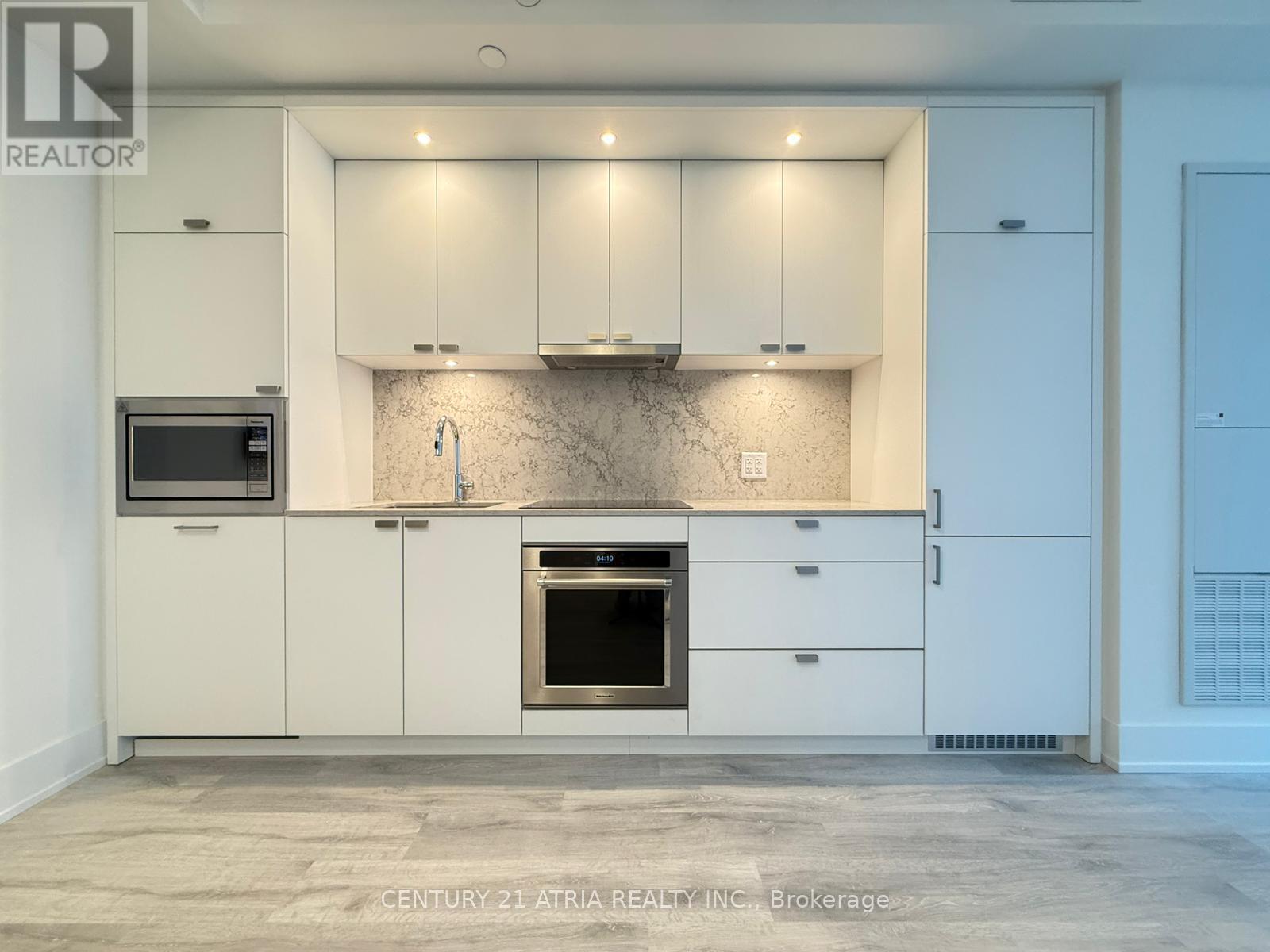 402 - 259 THE KINGSWAY, Toronto, Ontario