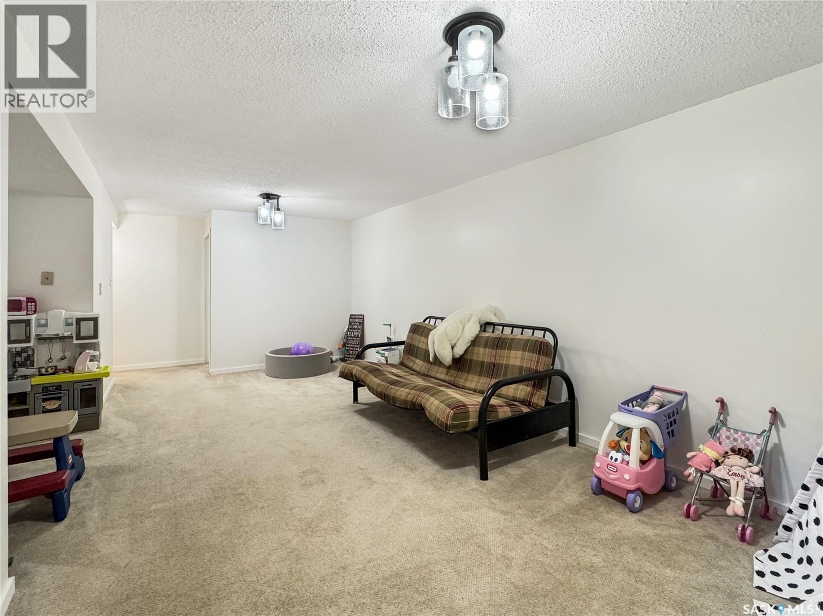 264 7th Avenue W, Unity, Saskatchewan  S0K 4L0 - Photo 12 - SK020760