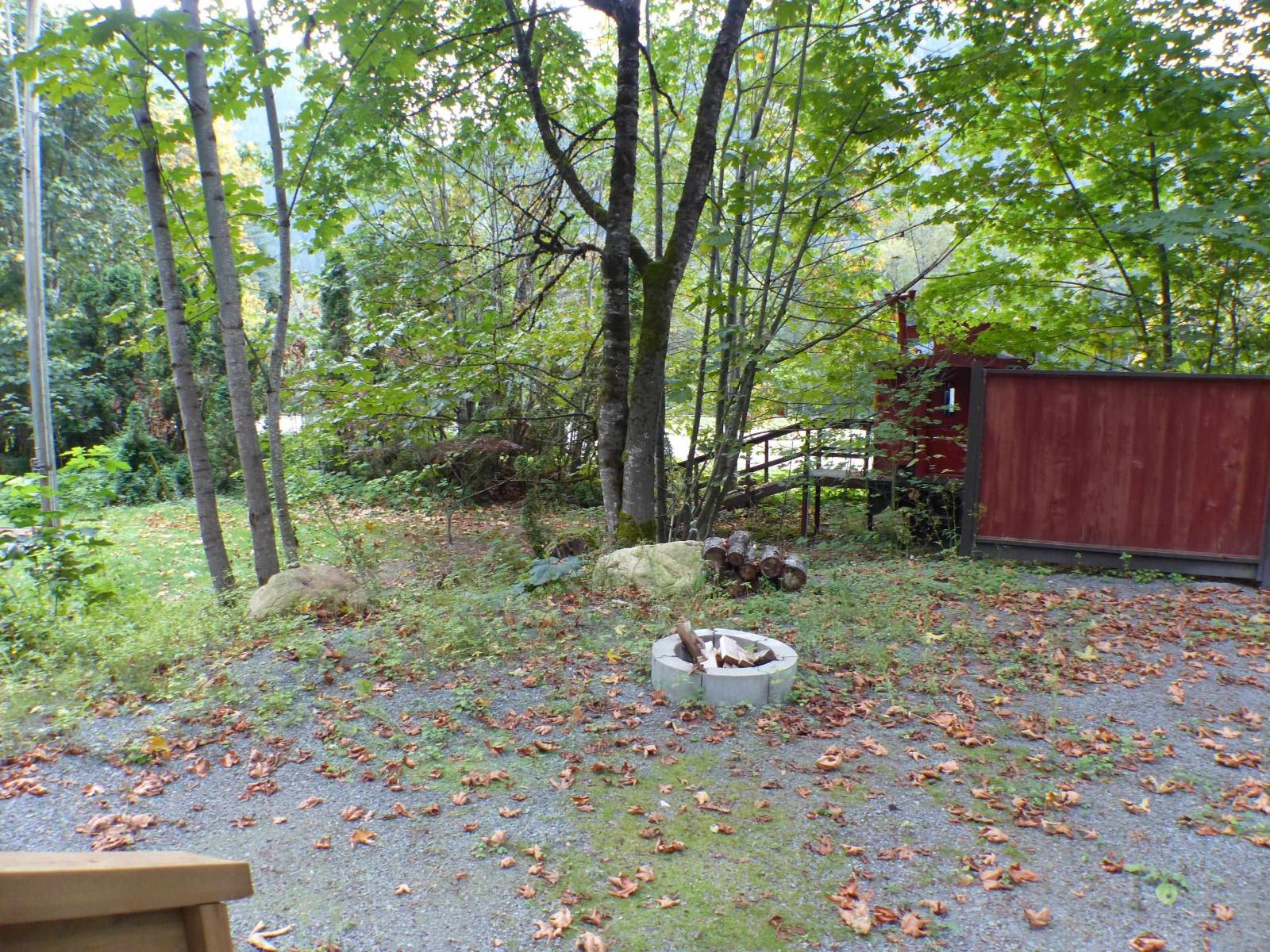 34 28605 Trans Canada Highway, Yale 