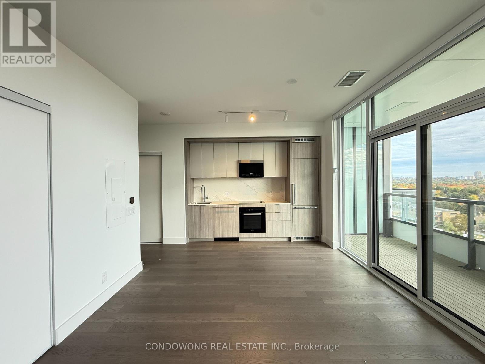 1014 - 6 Greenbriar Road, Toronto, Ontario  M2K 0H6 - Photo 2 - C12466985