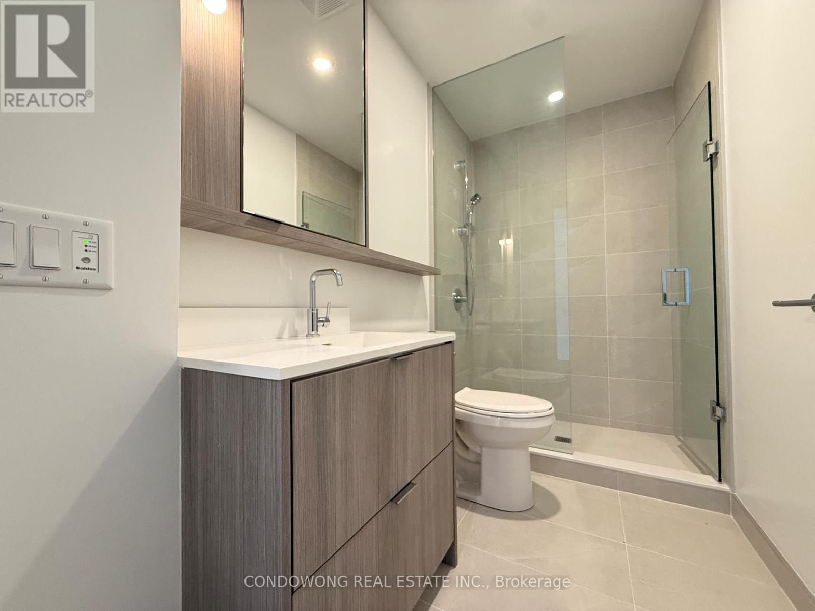1014 - 6 Greenbriar Road, Toronto, Ontario  M2K 0H6 - Photo 7 - C12466985
