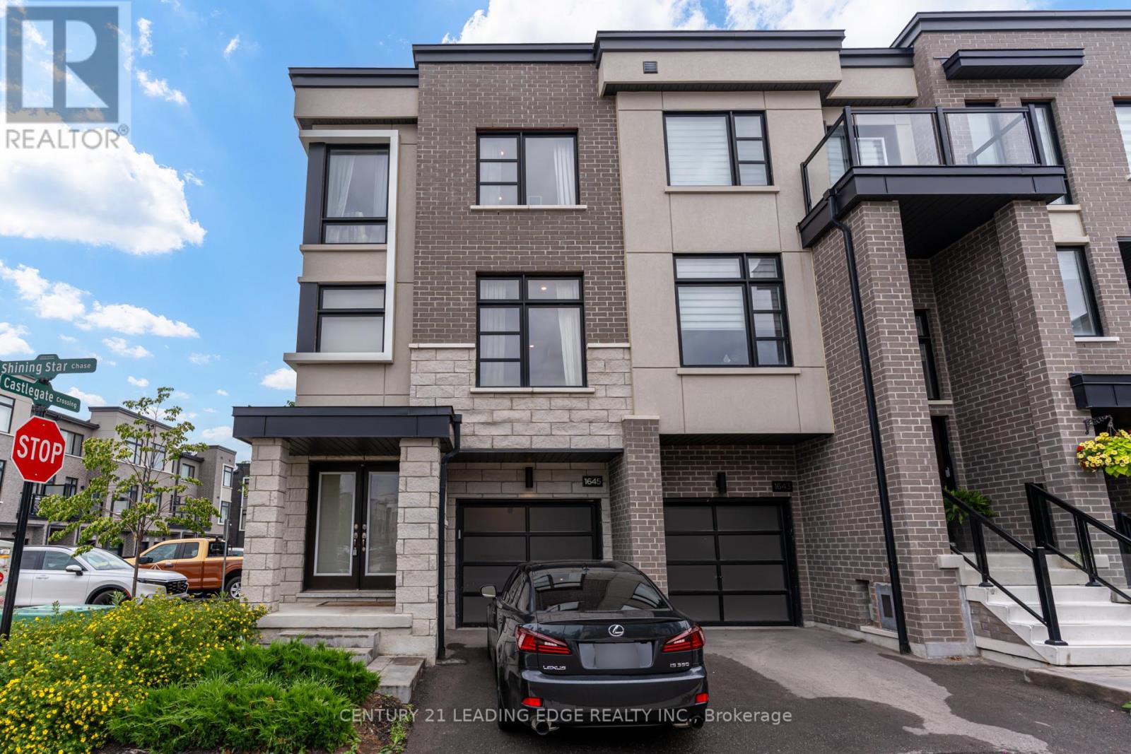 1645 SHINING STAR CHASE, Pickering, Ontario